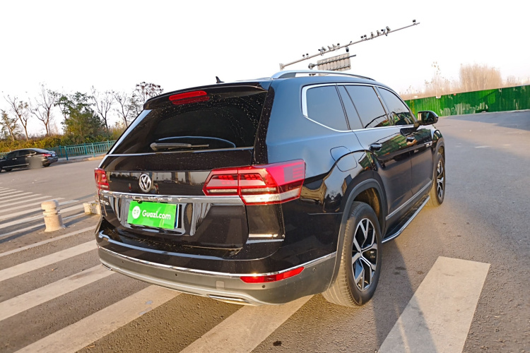 大众 途昂 2020款 改款 380TSI 四驱豪华版车身外观7