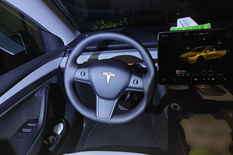 特斯拉 Model Y 2024款 后轮驱动版局部细节13