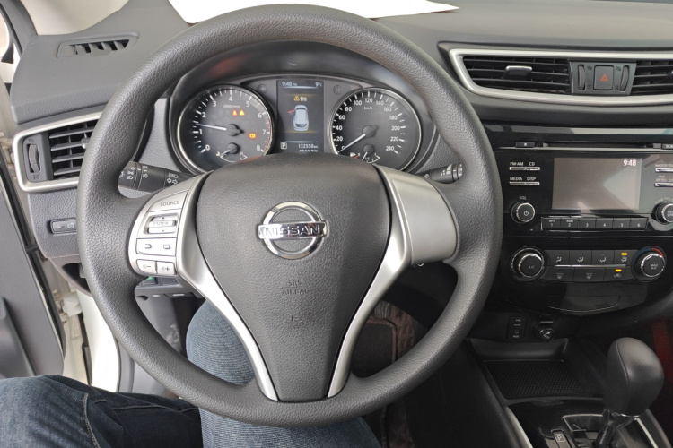 日产 逍客 2016款 2.0L CVT精英版中控内饰13