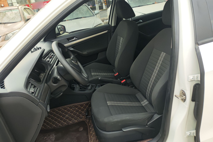 大众 2019款 朗逸启航 1.5L 自动风尚版 国VI中控内饰19