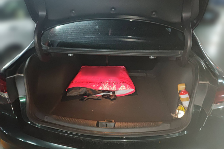 别克 君威 2017款 20T 精英型局部细节23