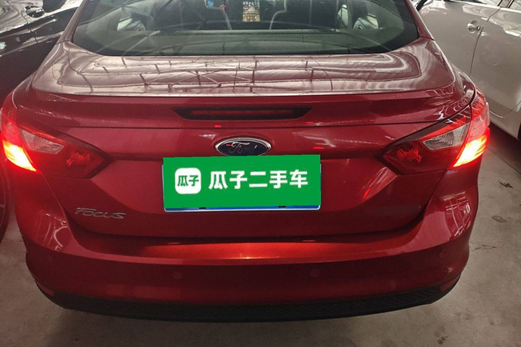 福特 福克斯 2012款 三厢 1.6L 自动舒适型车身外观6004