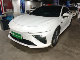 哪吒汽车 哪吒S猎装 2024款 增程300 标准版