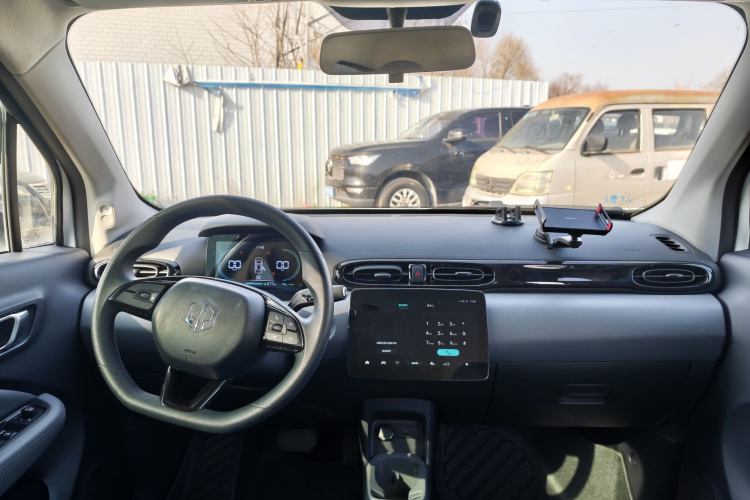 零跑汽车 零跑T03 2025款 310舒享版中控内饰7002