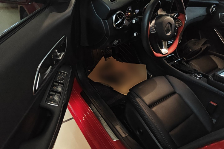 奔驰CLA 2019款 CLA 200 时尚型中控内饰7003