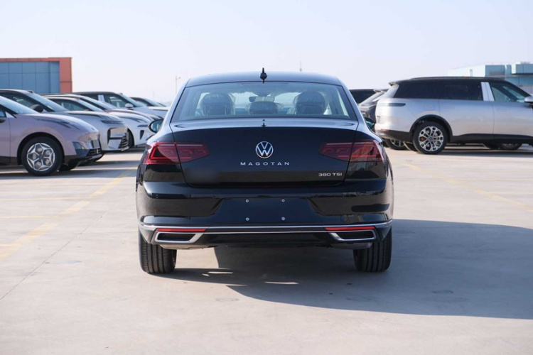 大众 迈腾 2026款 3000万辆甄选款 380TSI DSG豪华型车身外观6005