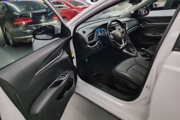 别克 英朗 2019款 18T 自动互联精英型 国VI中控内饰20