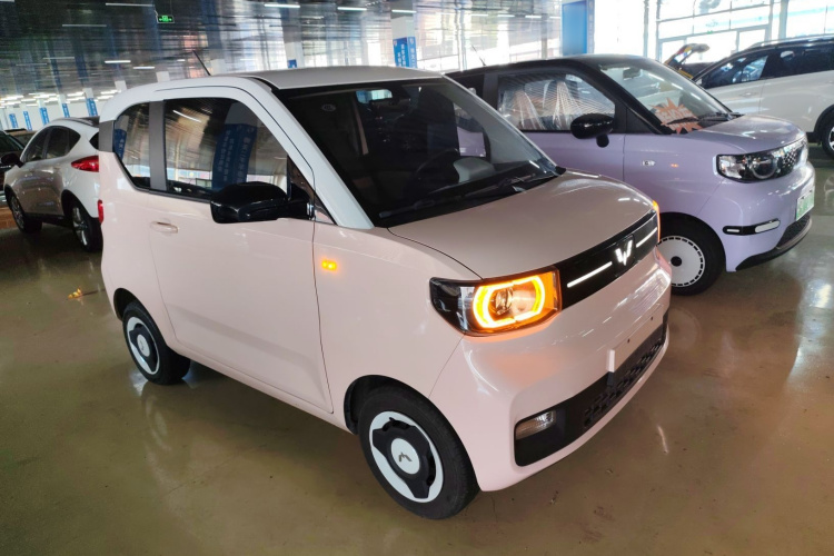 五菱汽车 宏光MINIEV 2022款 马卡龙臻享款 磷酸铁锂车身外观6002