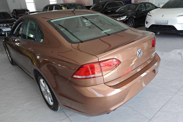 大众 凌渡 2015款 230TSI DSG风尚版车身外观6005