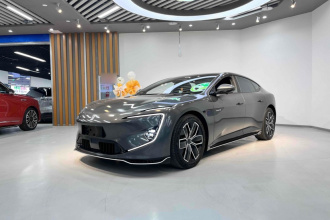 阿维塔12 2023款 700 三激光后驱奢享版