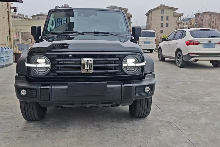 坦克300 2023款 越野版 2.0T 征服者车身外观6001