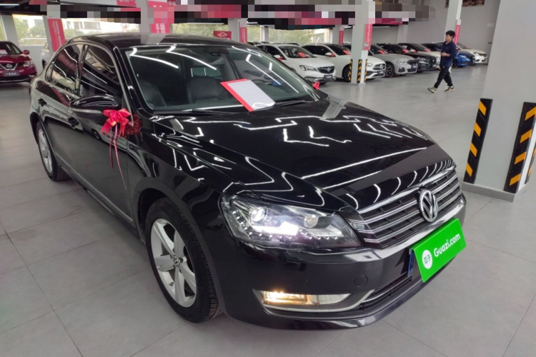 大众 帕萨特 2015款 1.8TSI DSG御尊版车身外观3