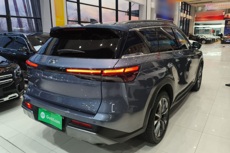 英菲尼迪QX60 2022款 2.0T 四驱豪华版车身外观7