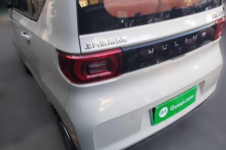 五菱汽车 宏光MINIEV 2022款 马卡龙时尚款 磷酸铁锂车身外观6003