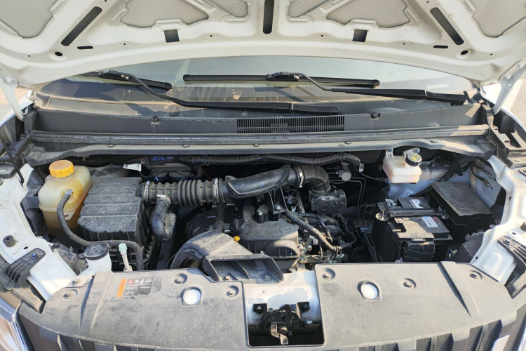 BAW北汽制造 锐胜王牌M7 2023款 1.6L 标轴创富型 7座机舱底盘24