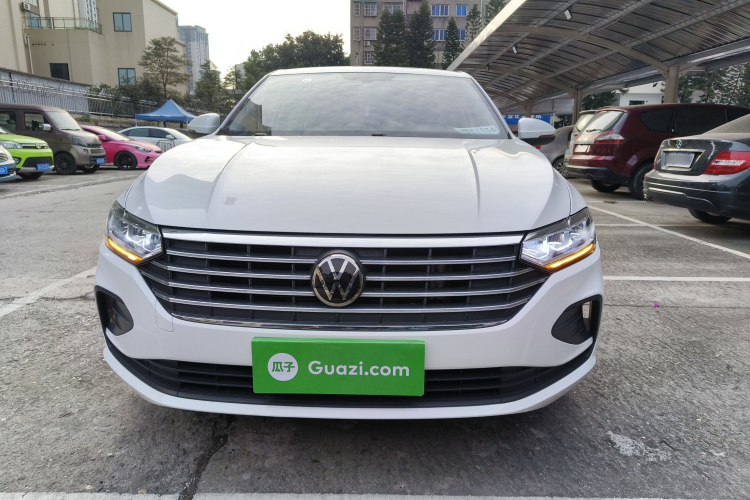 大众 朗逸 2023款 改款 1.5L 自动得逸版车身外观2