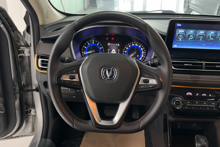 长安 逸动DT 2018款 1.6L 自动尊享型局部细节13