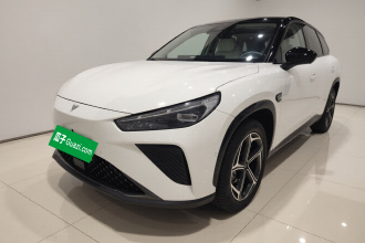 哪吒汽车 哪吒L 2024款 纯电 510 闪充红衣版