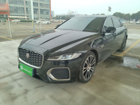 捷豹XFL 2021款 XFL 2.0T P250 两驱尊享豪华版