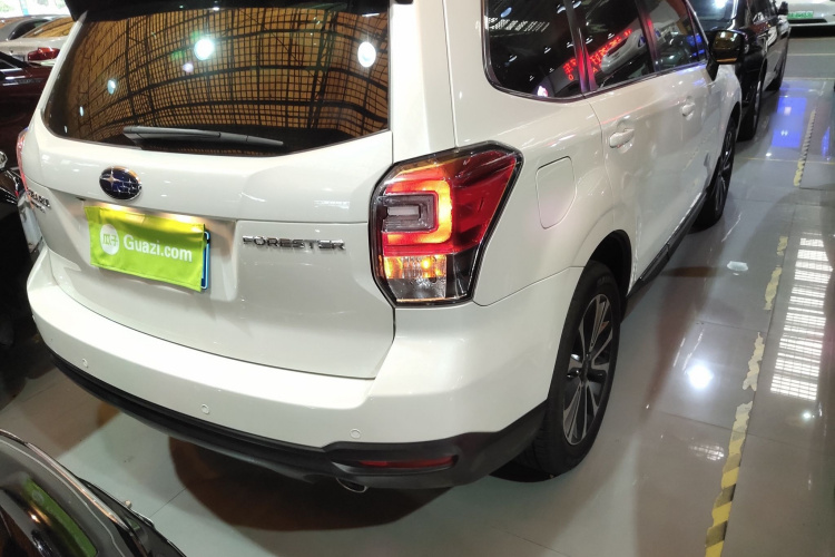 斯巴鲁 森林人 2018款 2.0i 时尚导航版车身外观6006