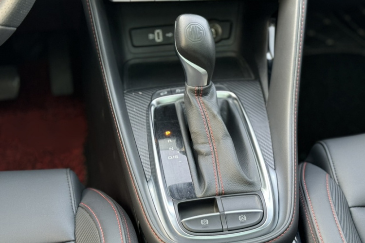 名爵ZS 2020款 180DVVT 自动Lite局部细节18