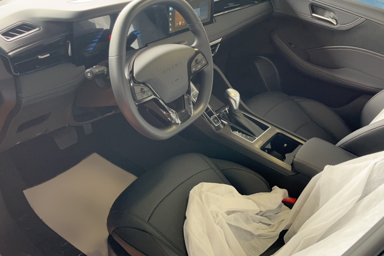 荣威i5 2023款 1.5L CVT豪华版中控内饰7002