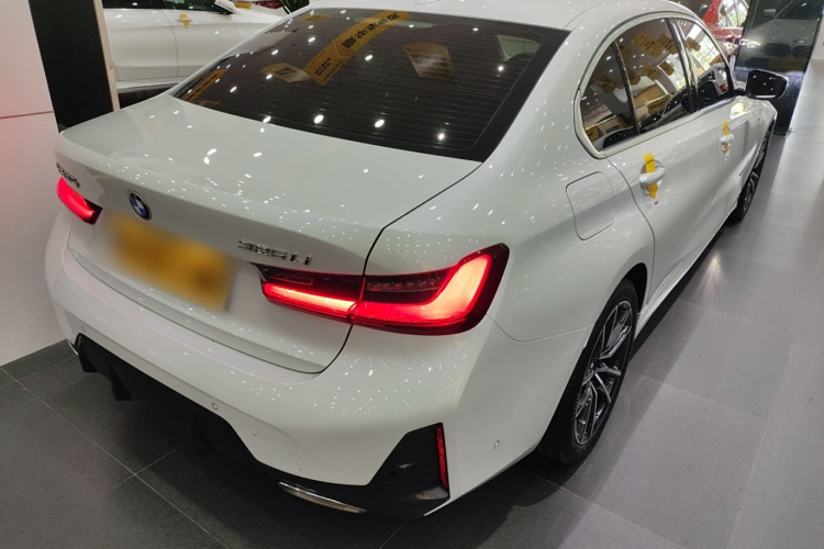 宝马3系 2024款 325Li M运动套装车身外观7