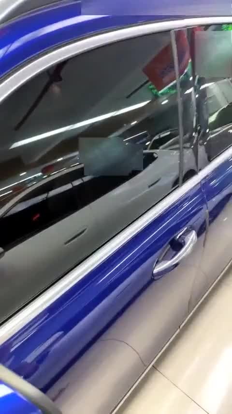 奔驰GLB 2020款 改款 GLB 200 动感型讲解1