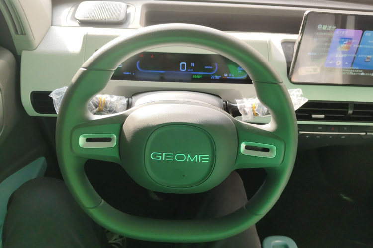 吉利银河 2024款 熊猫mini 200km 耐力熊局部细节13