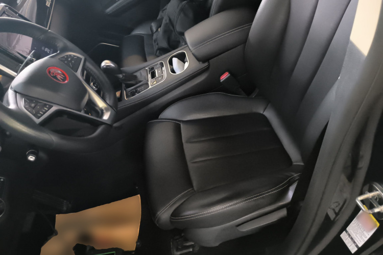 比亚迪 宋MAX 2017款 1.5T 自动智联精英型 7座局部细节19