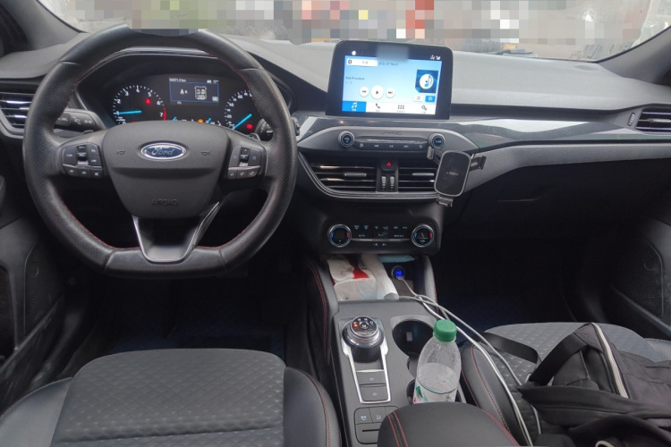 福特 福克斯 2019款 两厢 EcoBoost 180 自动ST Line中控内饰12