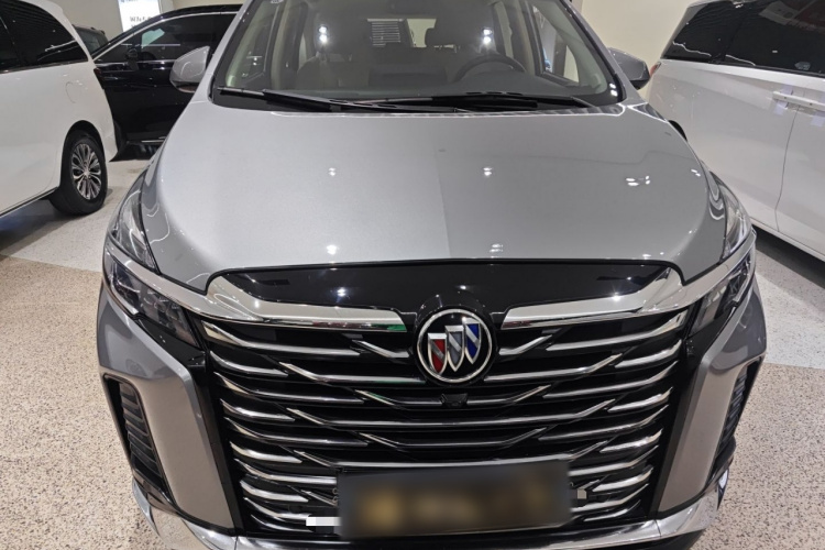 别克GL8 2023款 陆上公务舱 舒适型车身外观2