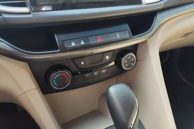 别克 英朗 2021款 典范 1.5L 自动进取型局部细节9005