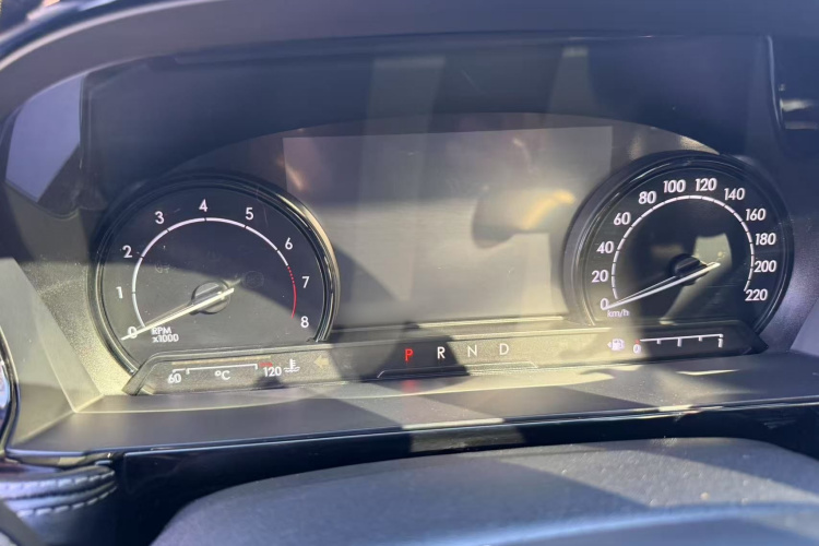 林肯 冒险家 2020款 2.0T 两驱尊雅版局部细节14