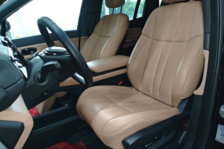 蔚来ES8 2022款 75kWh 六座版中控内饰19