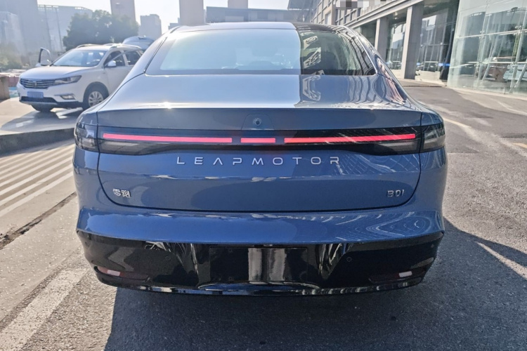 零跑汽车 零跑B01 2025款 550悦享版车身外观6004