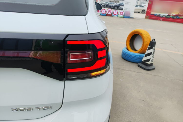 大众 探影 2023款 200TSI DSG 悦智联版车身外观9