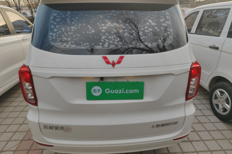 五菱汽车 五菱宏光 2019款 1.5L S标准型国VI LAR车身外观6