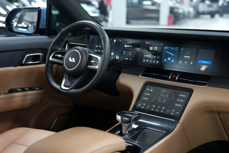 理想汽车 理想ONE 2021款 增程6座版中控内饰7007