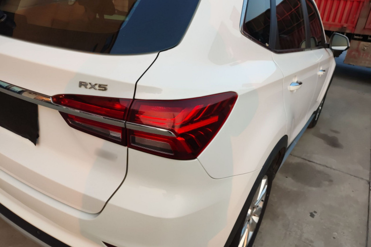 荣威RX5 2018款 20T 两驱自动互联网智惠版车身外观6001