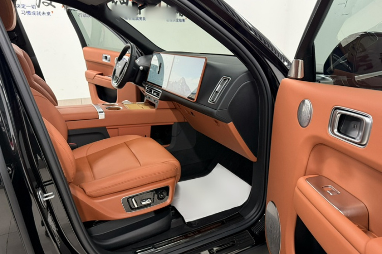 理想汽车 理想L9 2024款 Ultra局部细节41