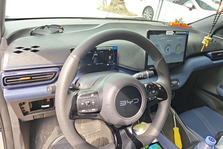 比亚迪 海鸥 2025款 305km 活力版中控内饰12