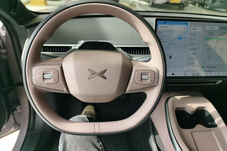 小鹏MONA M03 2025款 600 超长续航 Max中控内饰13