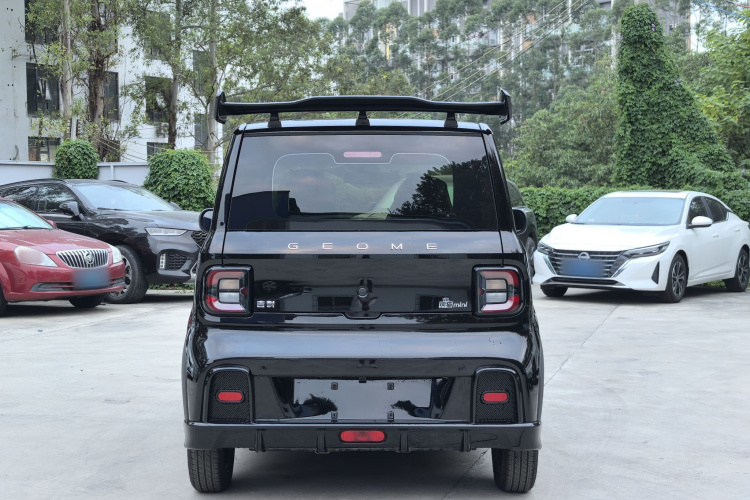 吉利银河 2025款 210km 熊猫卡丁车身外观6003