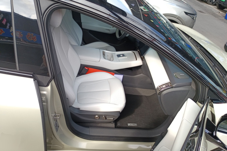 小鹏P7+ 2024款 长续航 Max局部细节41