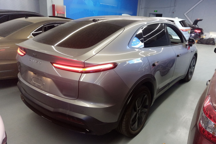 乐道L60 2024款 60kWh 后驱版车身外观6005