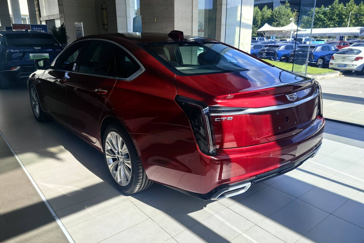 凯迪拉克CT6 2023款 28T 铂金型车身外观6006