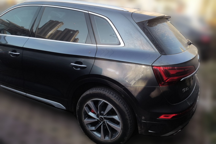 奥迪Q5L Sportback 2021款 40 TFSI 时尚型车身外观6003