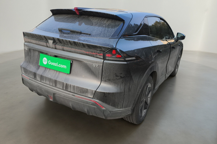 深蓝汽车 深蓝S07 2023款 200Max增程版车身外观7