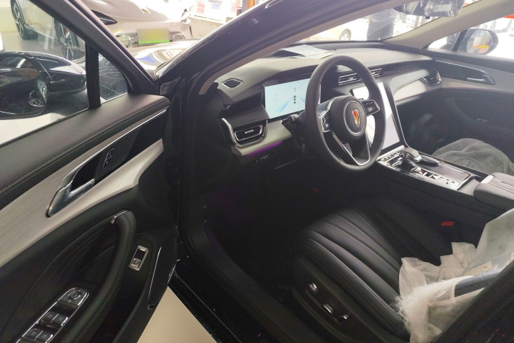 红旗H5 PHEV 2025款 170 超混版中控内饰20